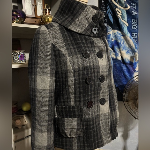 Urban Behavior Black and White Plaid Pea Coat - Picture 3 of 13